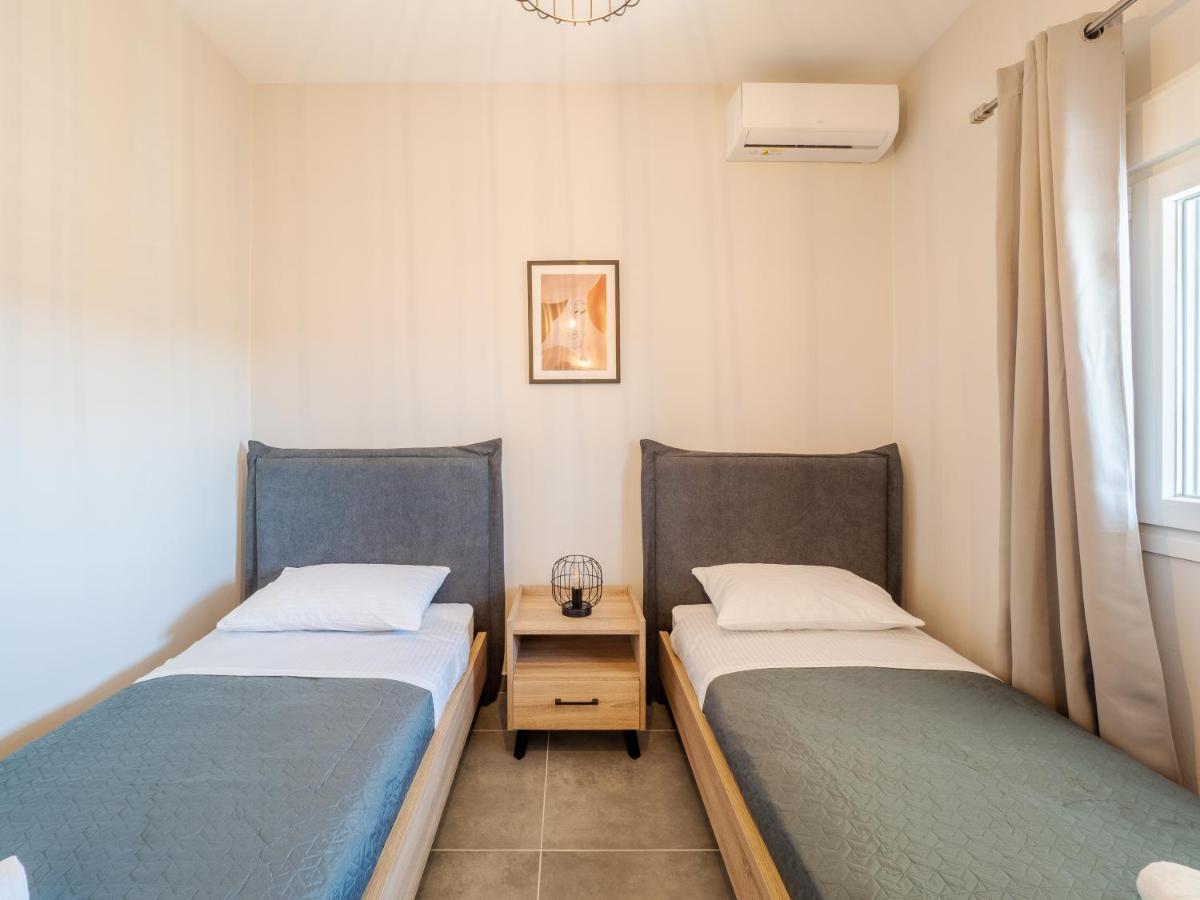 M&K - Maria'S Stylish Apartment Near Alykes Beach Corfu  Extérieur photo