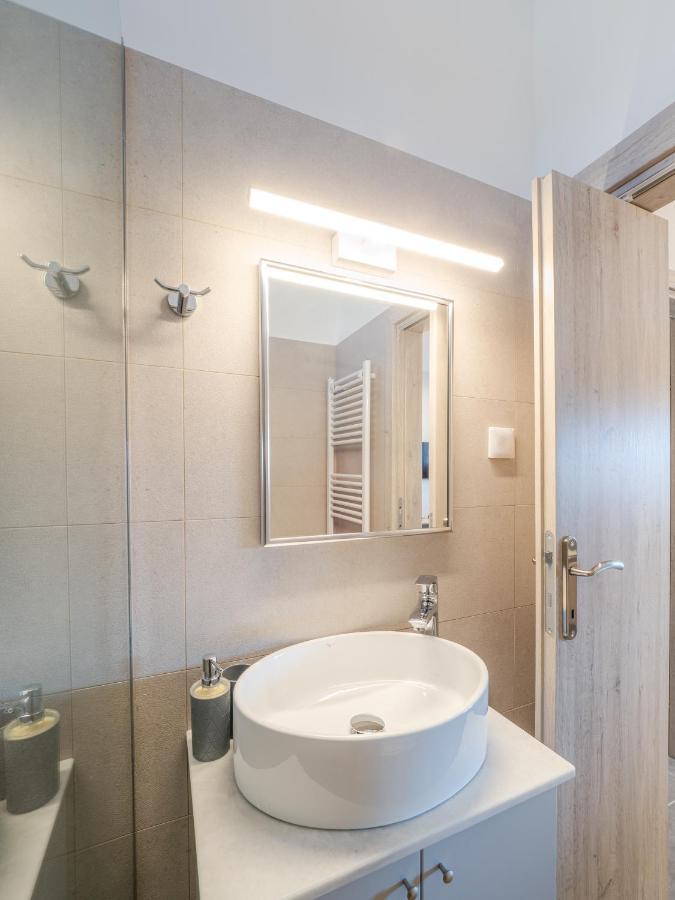 M&K - Maria'S Stylish Apartment Near Alykes Beach Corfu  Extérieur photo