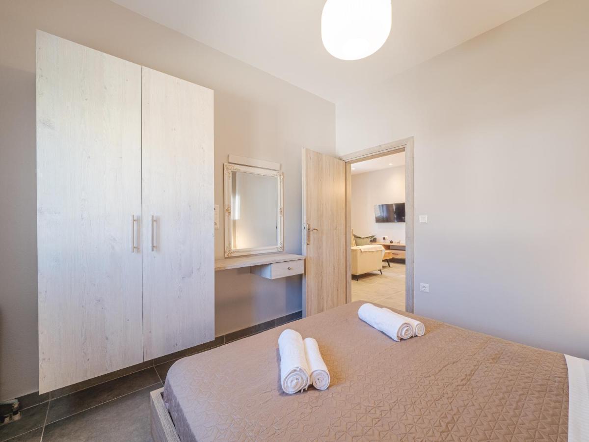 M&K - Maria'S Stylish Apartment Near Alykes Beach Corfu  Extérieur photo