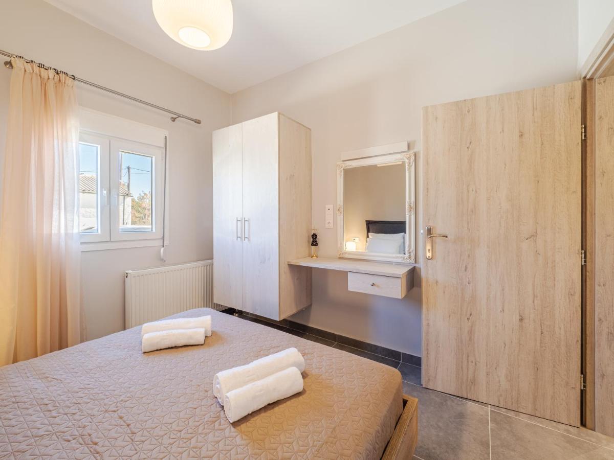 M&K - Maria'S Stylish Apartment Near Alykes Beach Corfu  Extérieur photo